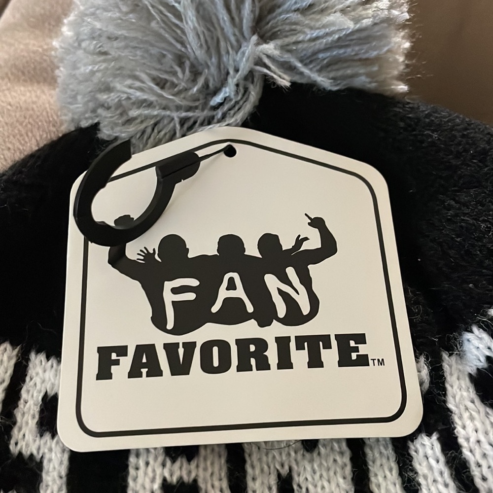 Set of 2 la kings beanies - Picture 4 of 4